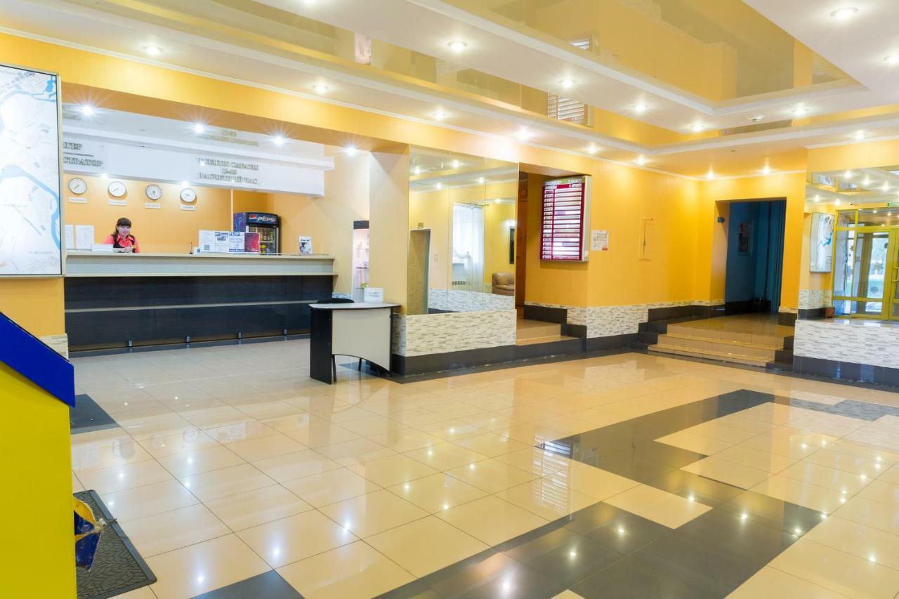 Tourist Hotel Uszty-Kamenogorszk Kültér fotó