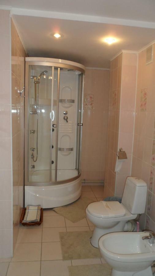 Tourist Hotel Uszty-Kamenogorszk Kültér fotó