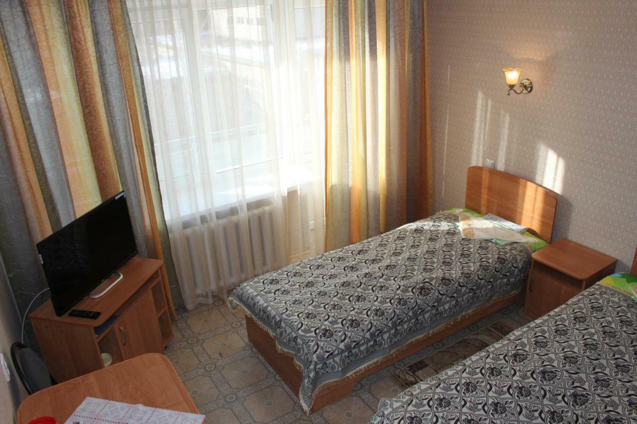 Tourist Hotel Uszty-Kamenogorszk Kültér fotó