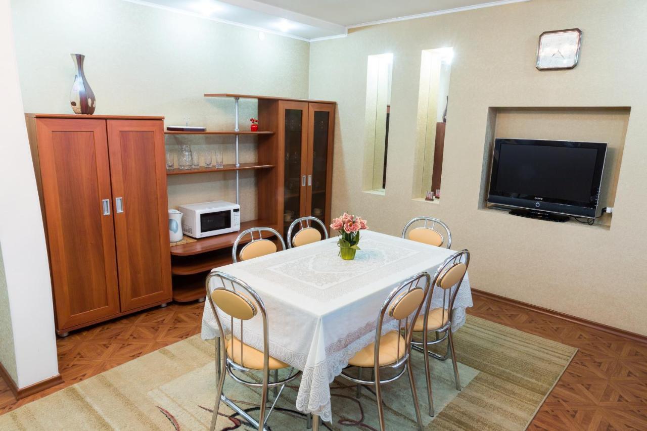 Tourist Hotel Uszty-Kamenogorszk Kültér fotó